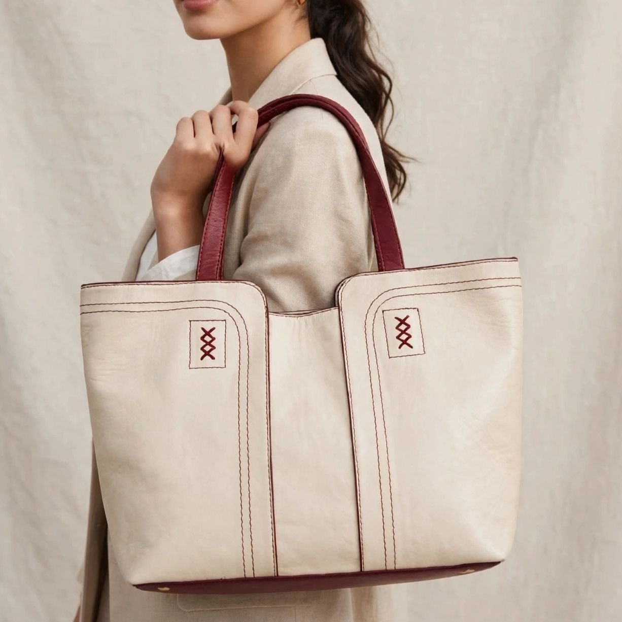 OGINI Elegance Structural Tote - Image 6